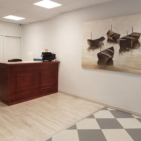 Hotel Mayna Бенидорм Экстерьер фото