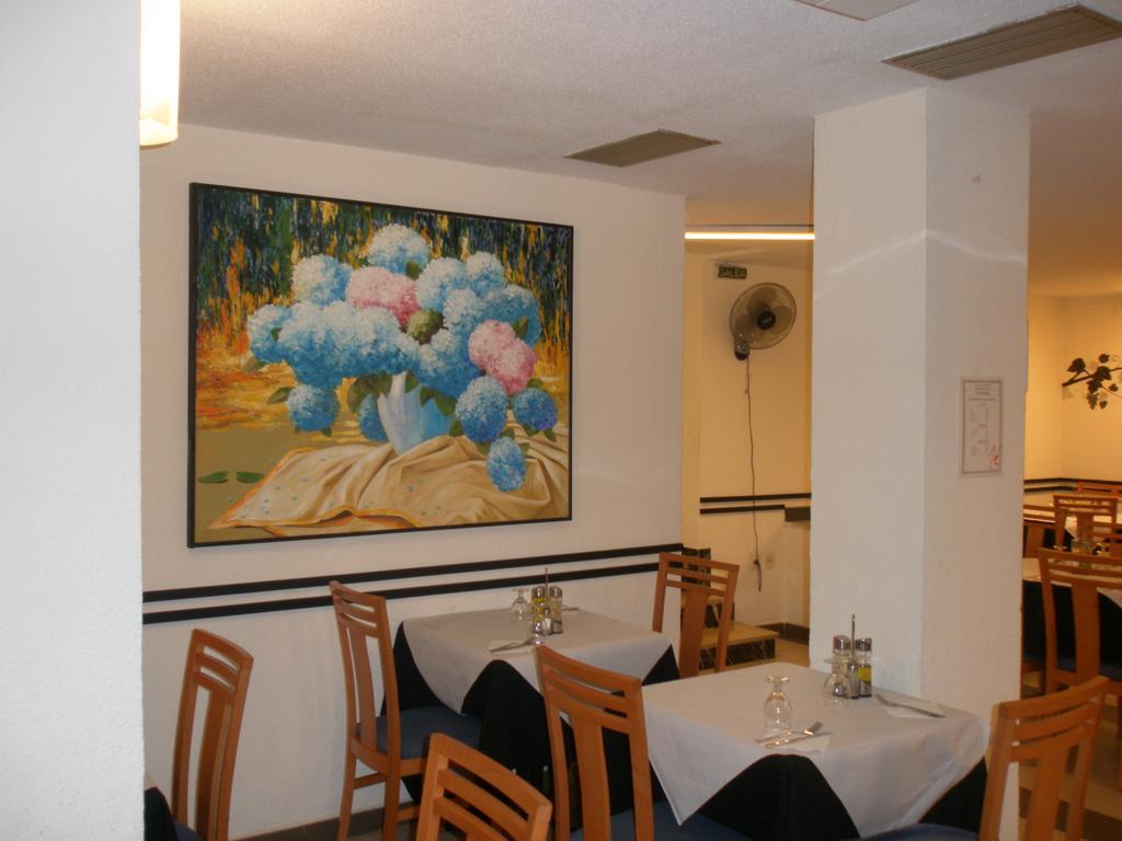 Hotel Mayna Бенидорм Экстерьер фото