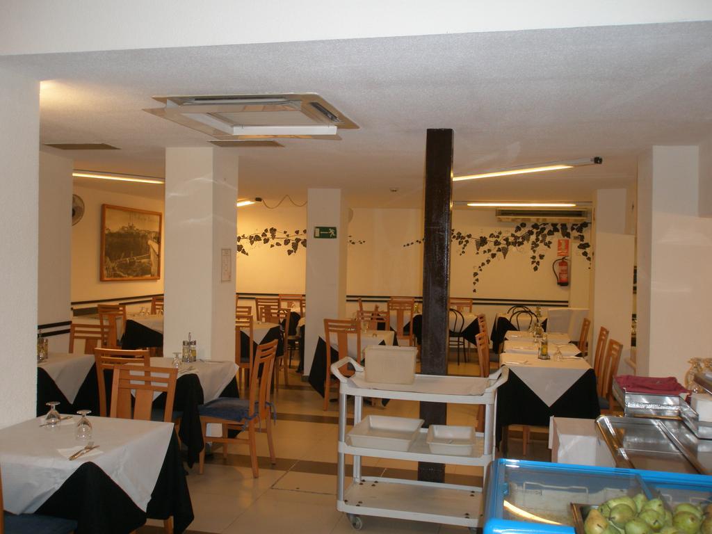 Hotel Mayna Бенидорм Экстерьер фото
