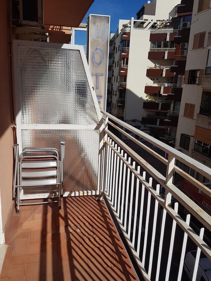 Hotel Mayna Бенидорм Экстерьер фото