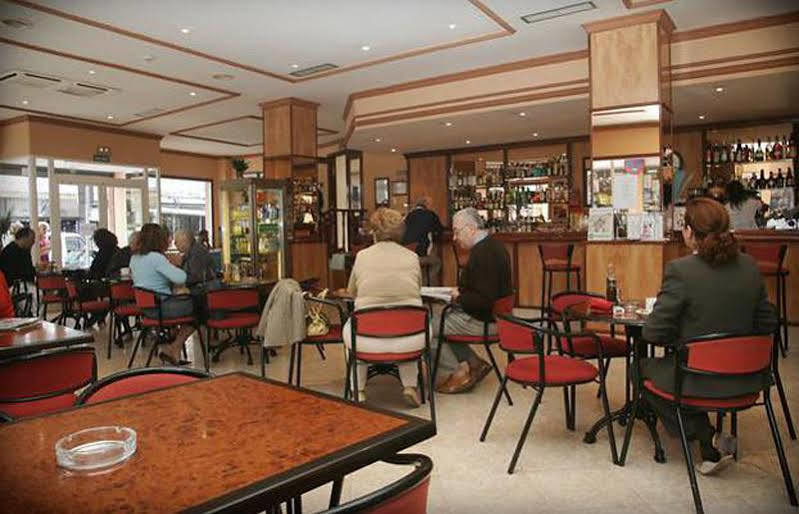 Hotel Mayna Бенидорм Экстерьер фото